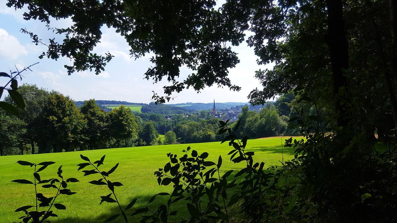 Graefrath Gaestehaus Neunkirchen-Seelscheid Neunkirchen  Eksteriør bilde